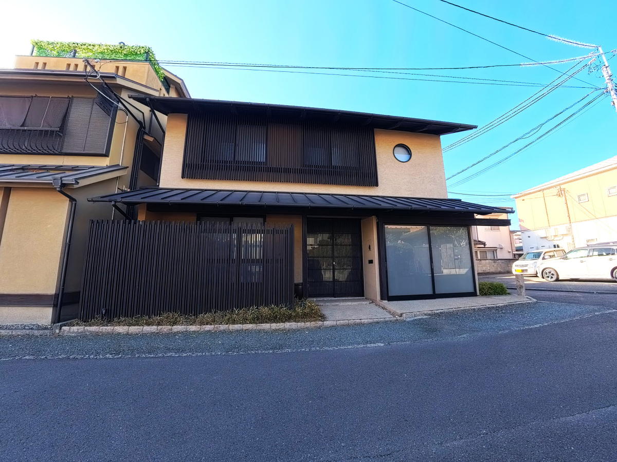 選ばれし持田 都市の静域に佇む一邸 |中古住宅