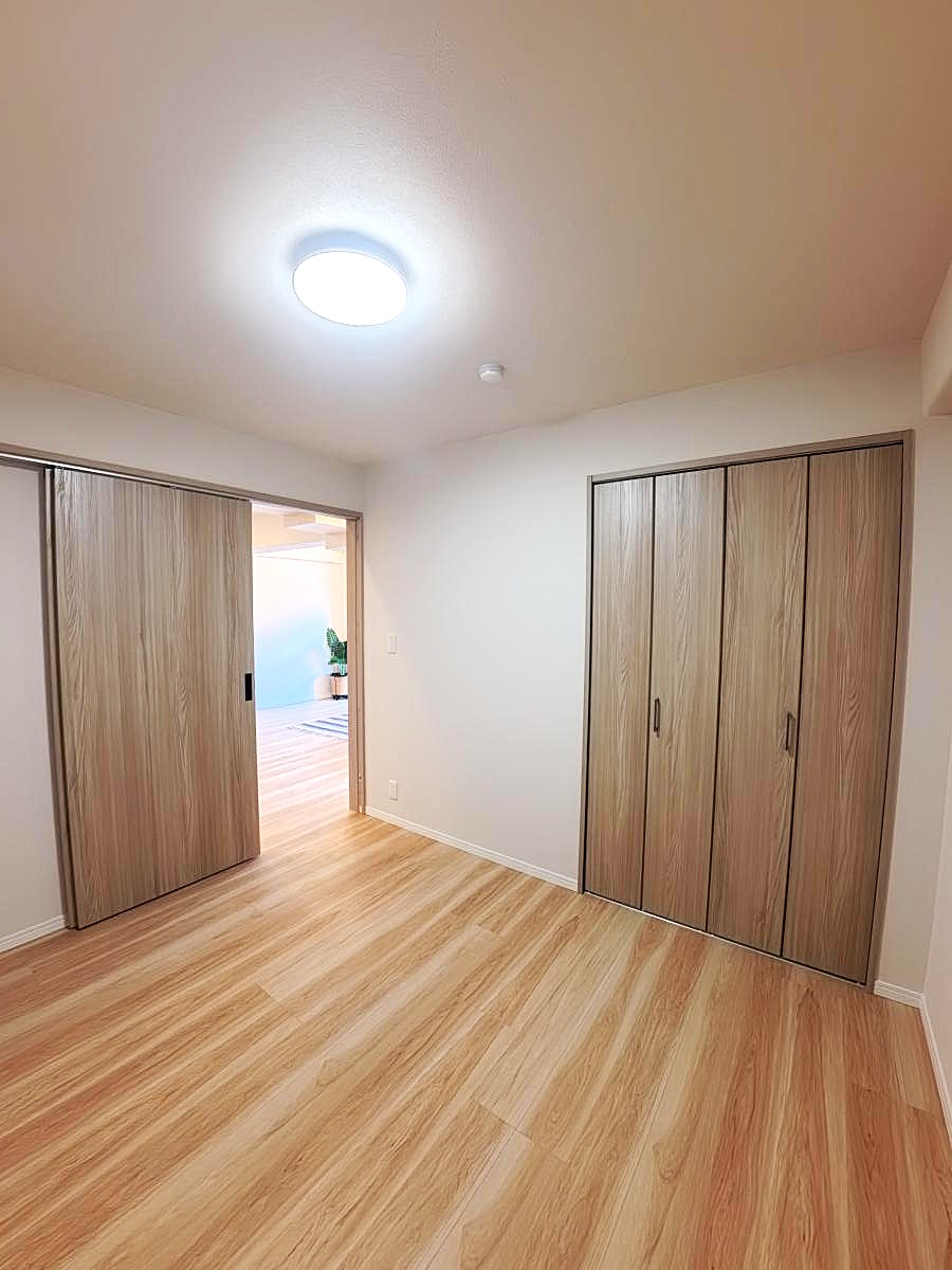 80㎡超・4LDK。家族それぞれの居場所がある、リノベーション済み住戸。|サーパス衣山壱番館~動画紹介あり~